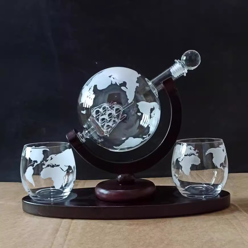 Creative Globe Decanter Set wi - Decanter Globe Set のレビューと価格