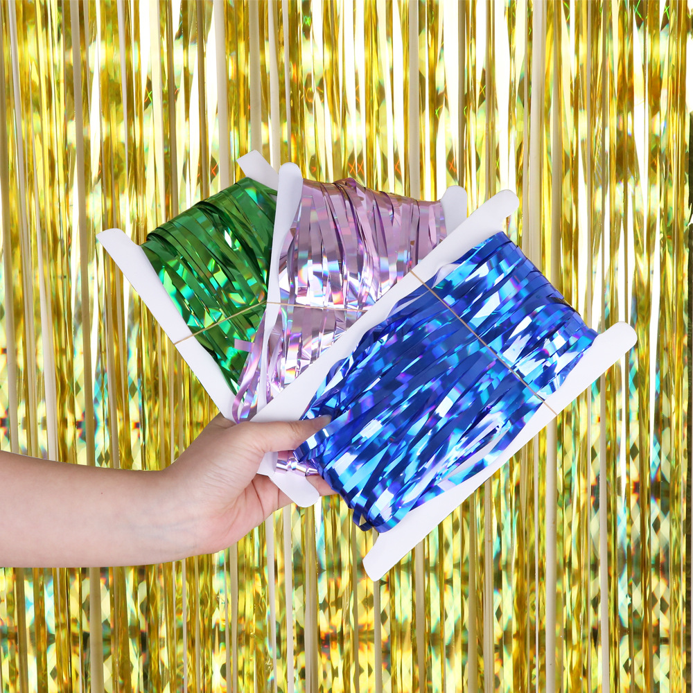 2M Gorgeous Party Backdrop Gli - Home Bargains のレビューと価格