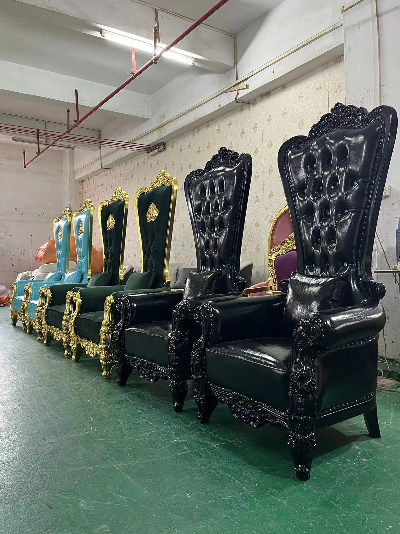 Custom Luxury Style Living Roo - Home Barcelona のレビューと価格