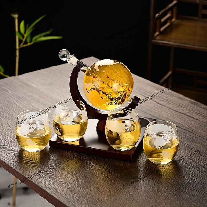 Creative Whiskey Glass Bottle  - Decanter Globe Set のレビューと価格