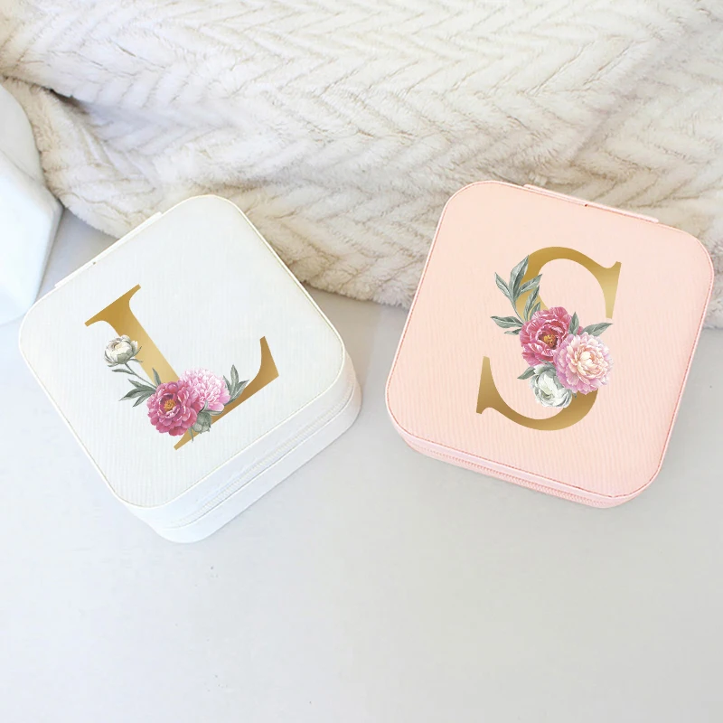 Gold Alphabet Flower Jewelry B - Bar Cart Gold のレビューと価格