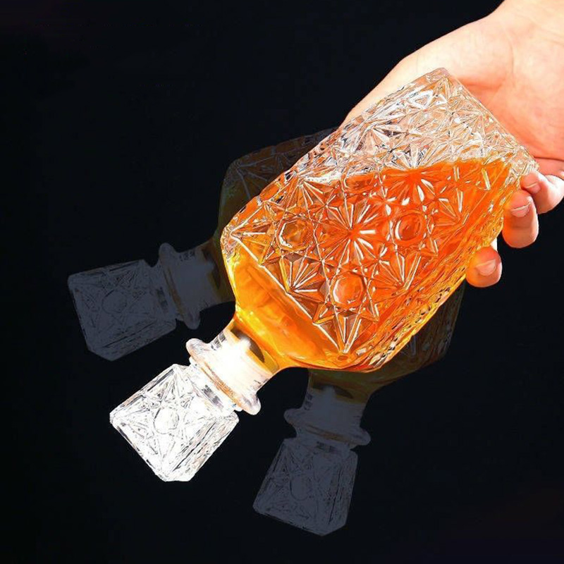 Luxury 500ML/1000ML Glass Liqu - Decanter Globe Set のレビューと価格