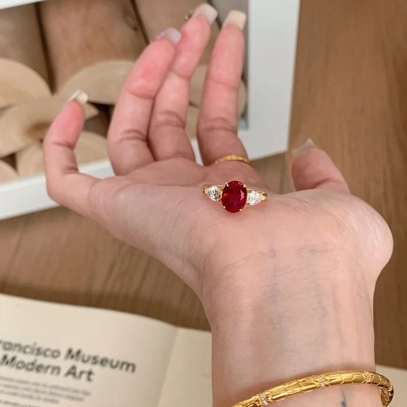 Natural 2-Carat Ruby Ring 18K  - Bar Cart Gold のレビューと価格