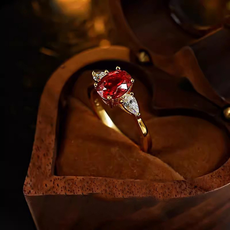 Natural 2-Carat Ruby Ring 18K  - Bar Cart Gold のレビューと価格
