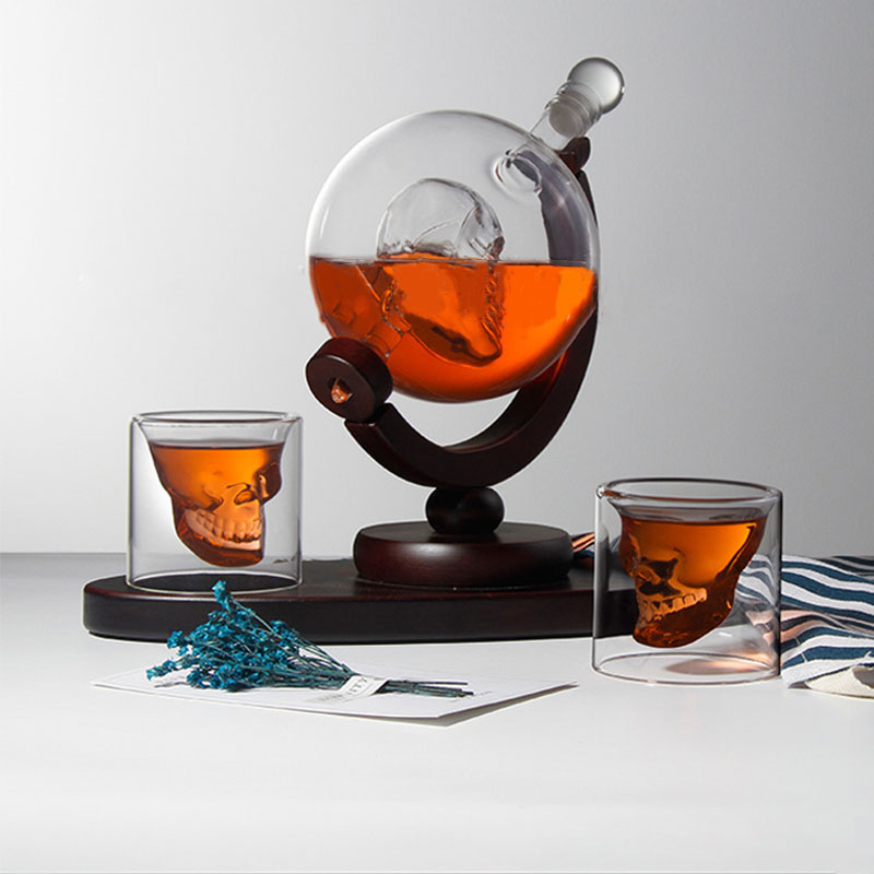 Skull Globe Whiskey Decanter S - Decanter Globe Set のレビューと価格
